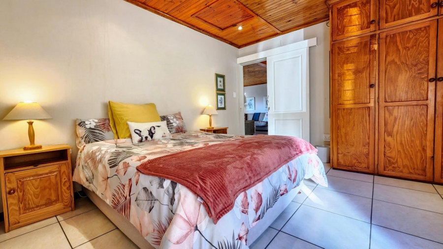 2 Bedroom Property for Sale in Brenton On Lake Western Cape